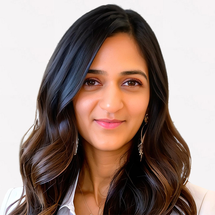 Alisha-Zaveri_with_background