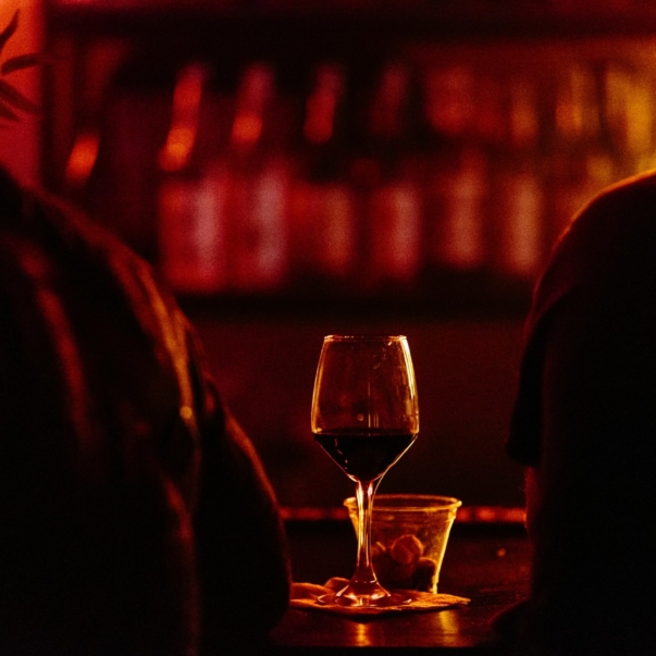 aleksandr-popov-4z8tZkOHZT8-unsplash-scaled